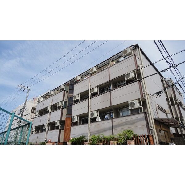 エストラビラ 建物画像