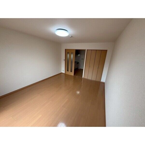アンプルール フェール ヒカリ櫻代 室内写真7