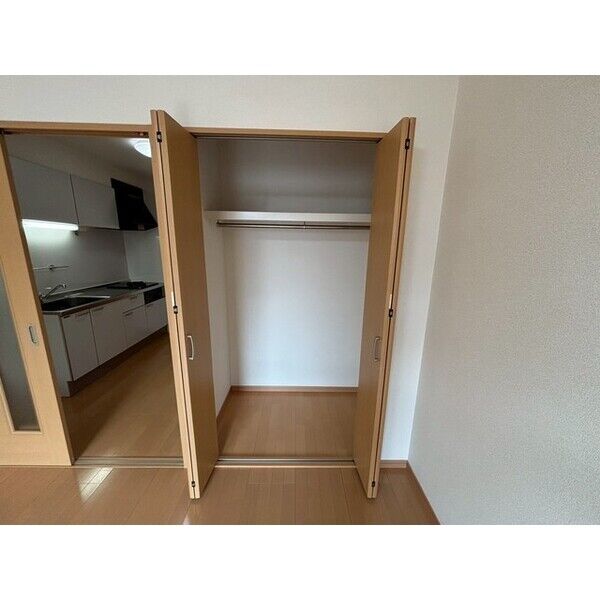 アンプルール フェール ヒカリ櫻代 室内写真8