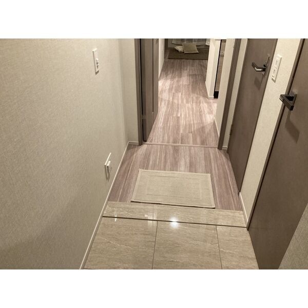 SK RESIDENCES SHINSAIBASHI 室内写真5