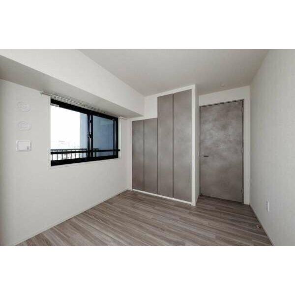 SK RESIDENCES SHINSAIBASHI 室内写真6