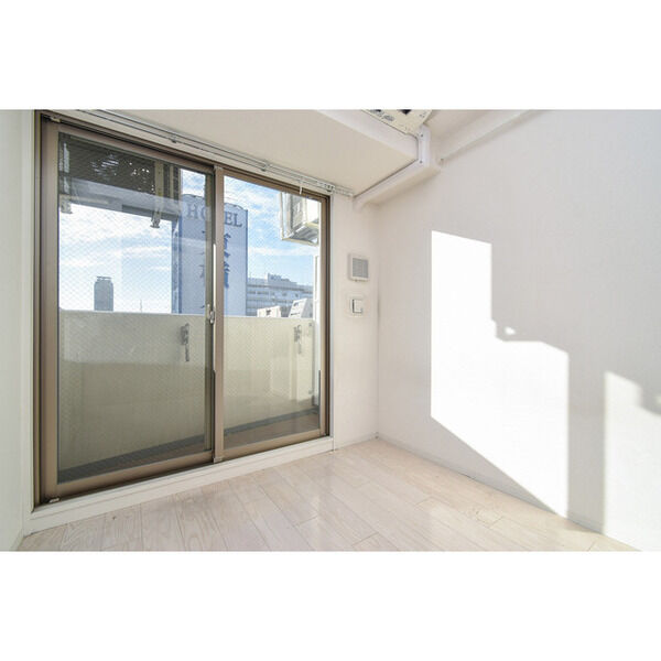 SERENiTE堺筋本町SUD 室内写真2