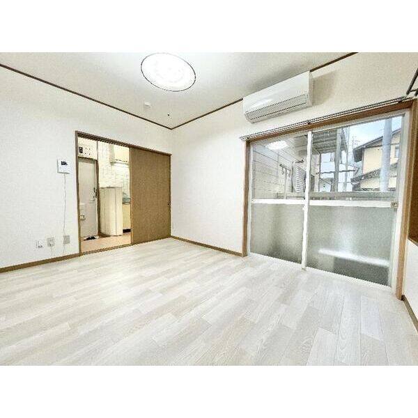 グリーンパーク中村 室内写真1