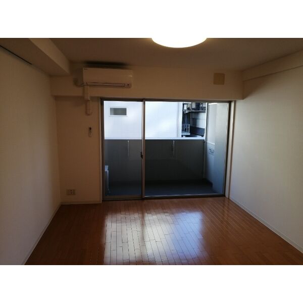 アーバンエース東心斎橋パル 室内写真1