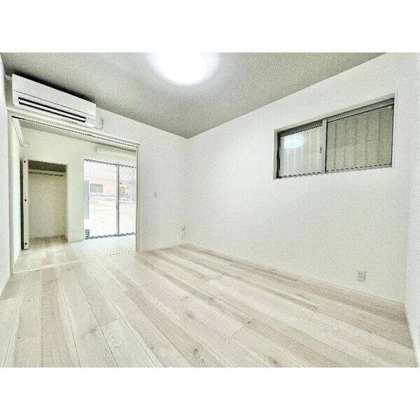 ROBOT HOUSE 名古屋南 室内写真1