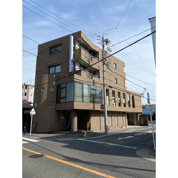 吉田ビル 建物画像