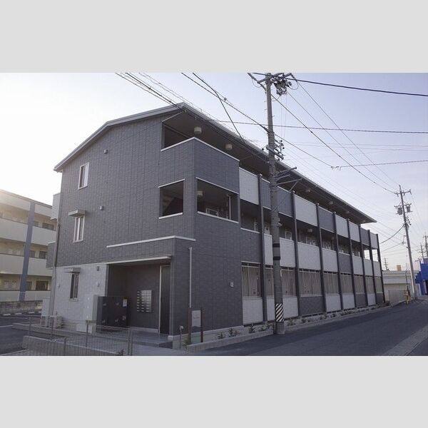 ラルーチェ 建物画像