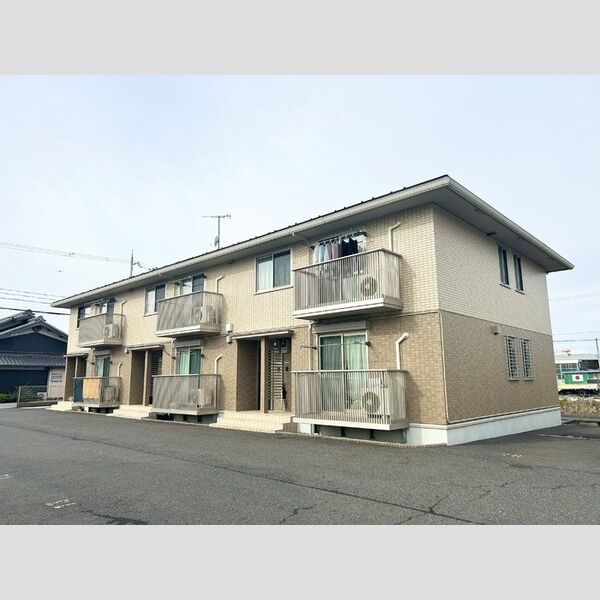 ボンヌ・シャンス UN 建物画像