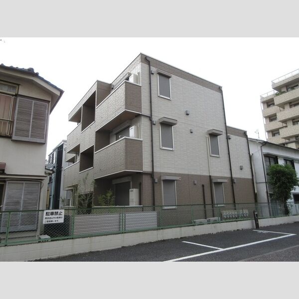 アンジュール坂下