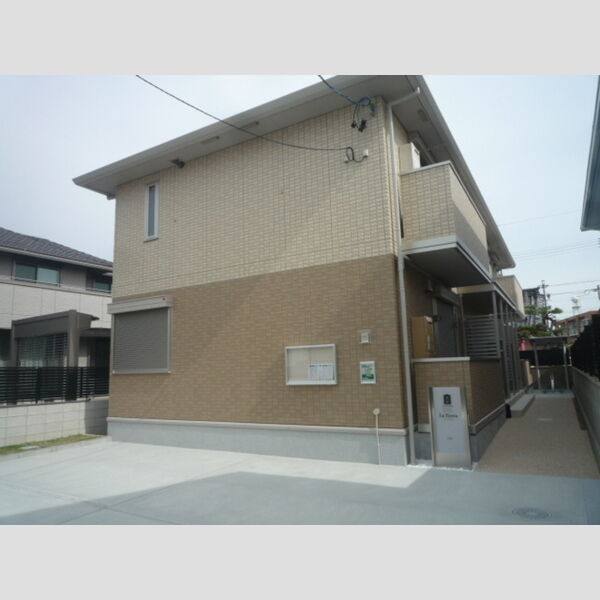 ラ ティエラ 建物画像