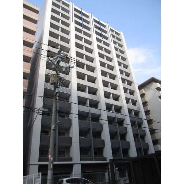 プラウドフラット新大阪 建物画像