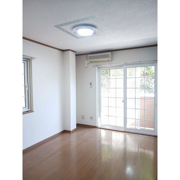 ピークス 室内写真1