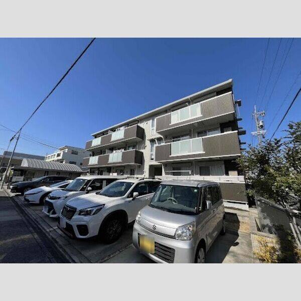 アンソレイエ　トモ 建物画像