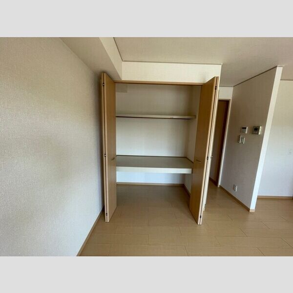 Three Woods Y&F B 室内写真10