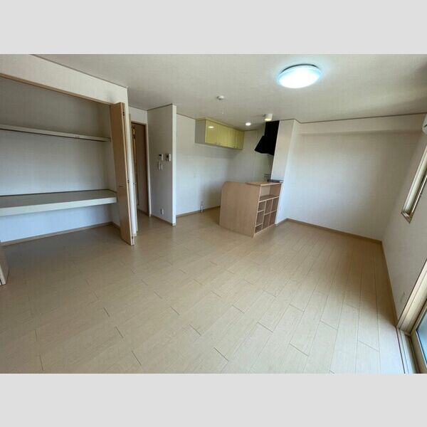 Three Woods Y&F B 室内写真2