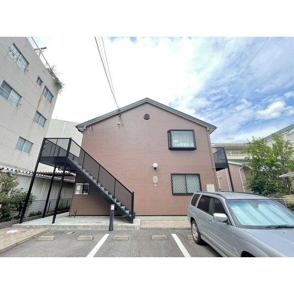 アンプルール リーブル ルミエール 建物画像