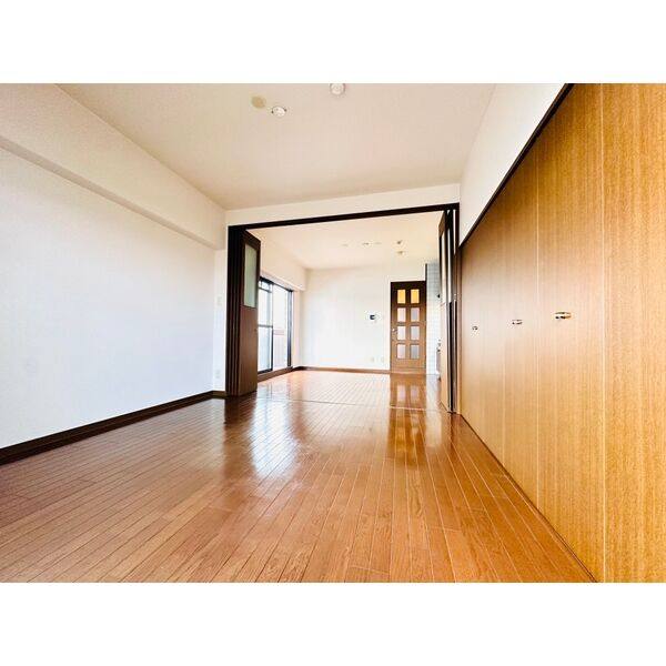 FILL SHINE 室内写真1