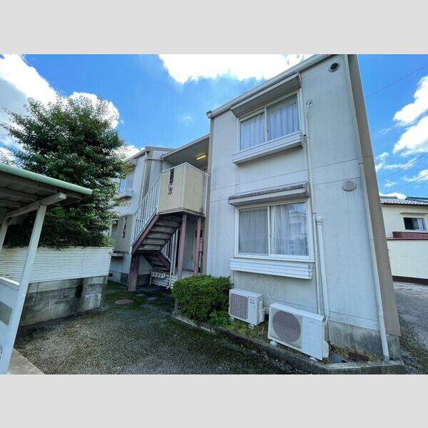 ファミリー東出 A棟