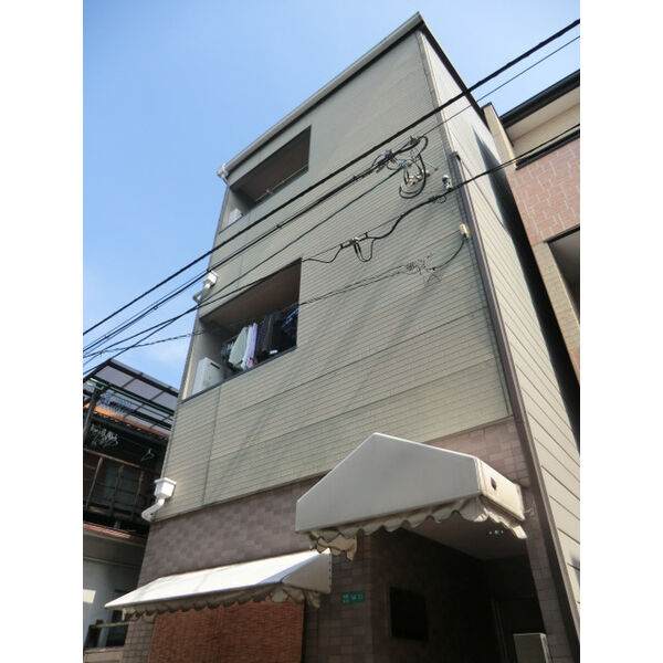 pura vida 建物画像