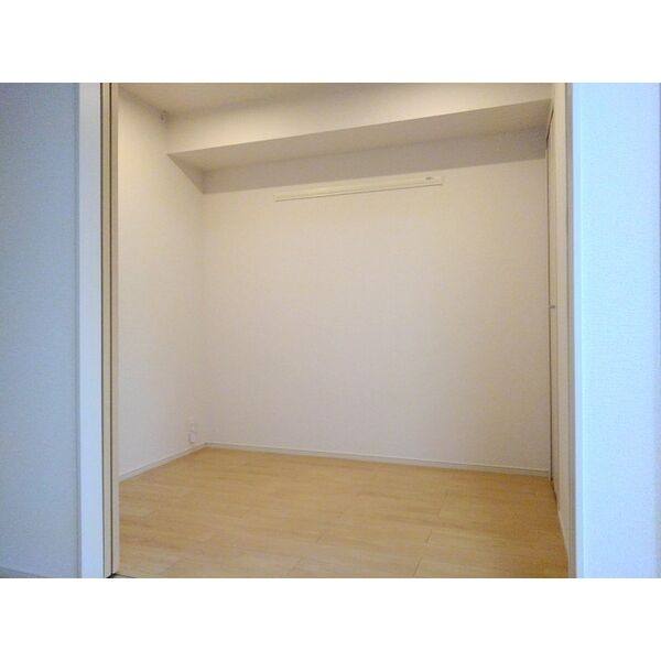 花音名西 室内写真5