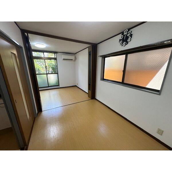 アーバンウェーブ岩成台 室内写真3