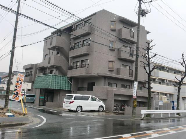BELLA植田山 建物画像