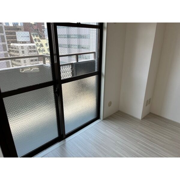 日生ロイヤルマンション十三 室内写真8