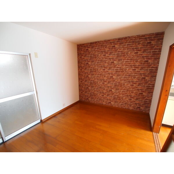 南本町2丁目戸建て 室内写真3