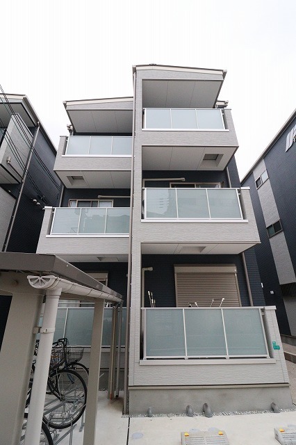 シャルム南巽 建物画像
