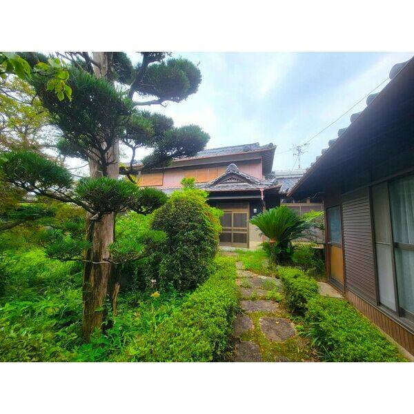 海津市日原戸建て