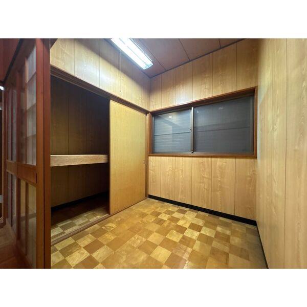 海津市日原戸建て 室内写真8