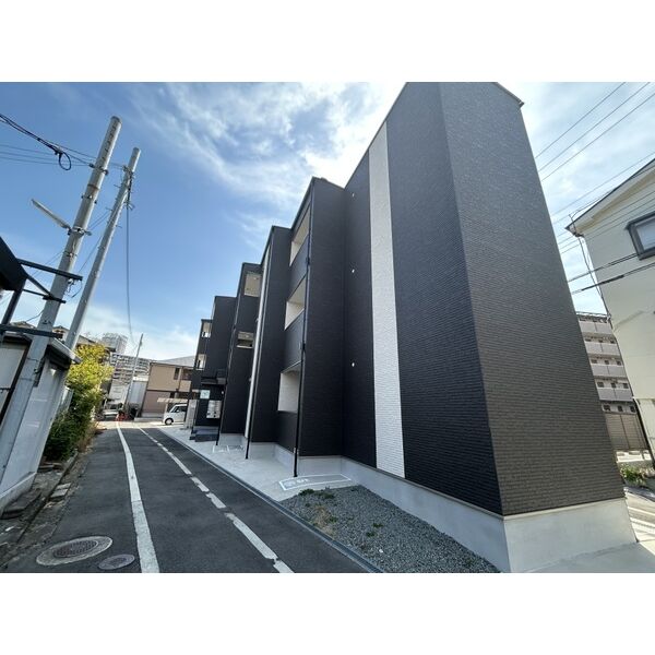 エステイトE泉大津 建物画像