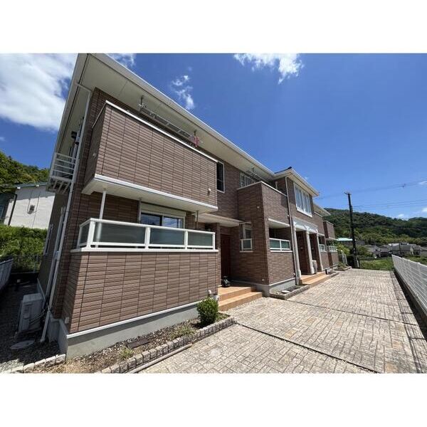 エミュール5 建物画像