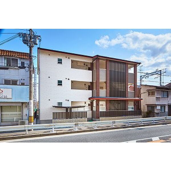 KTIレジデンス桃山 建物画像