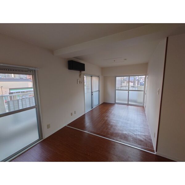 ISM徳川RESIDENCE 室内写真1