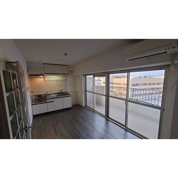 ISM徳川RESIDENCE 室内写真1