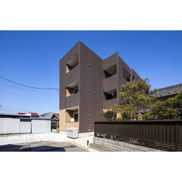 FAMILY　STAGE烏森 建物画像
