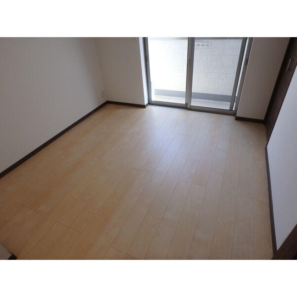 リビングライフ花園西町 室内写真5