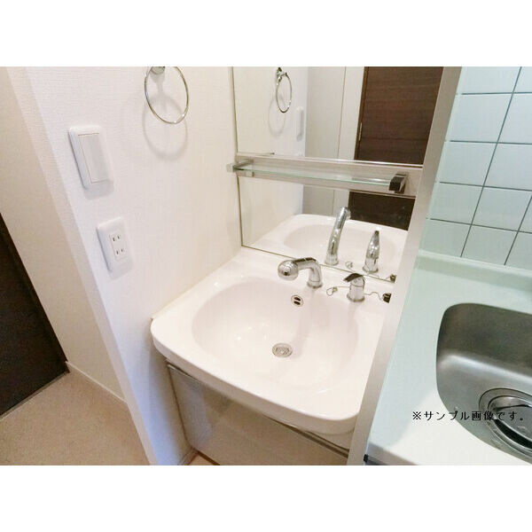 プレサンス堺筋本町フィリア 室内写真3