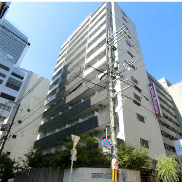 WOB UMEDA 建物画像
