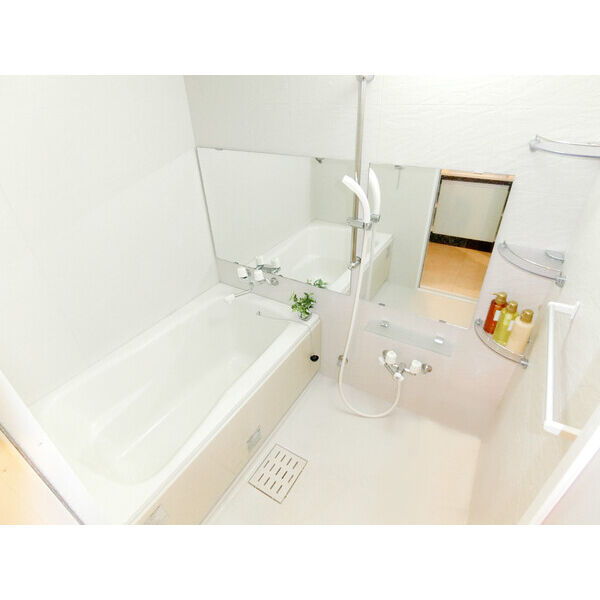 W.O.B SHINMACHI 室内写真5