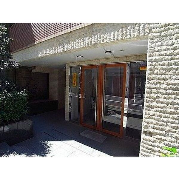 パレステュディオ新宿御苑前 室内写真1