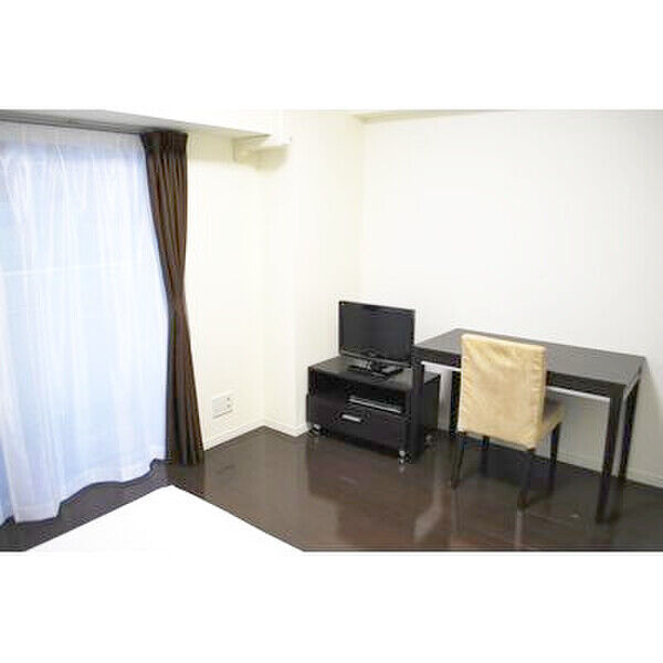ロメック芝浦 室内写真1