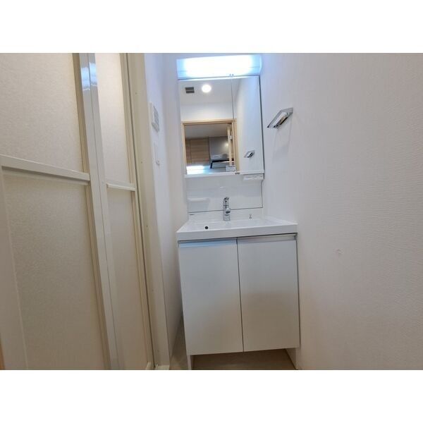 スプランディッド京橋EAST 室内写真4