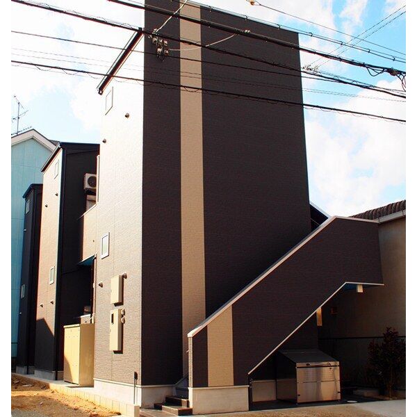 アプロ—ゼ 建物画像