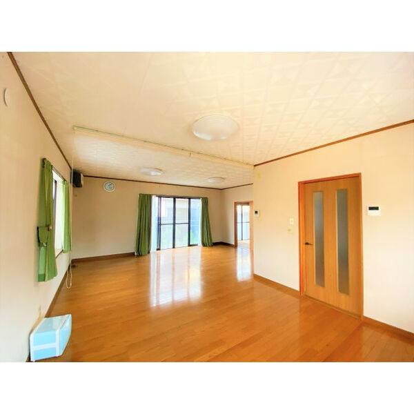岩滑東町4丁目戸建 室内写真3