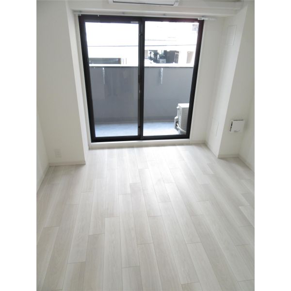 S-RESIDENCE新大阪Rish 室内写真1