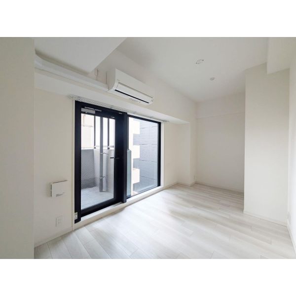 S-RESIDENCE新大阪Rish 室内写真1
