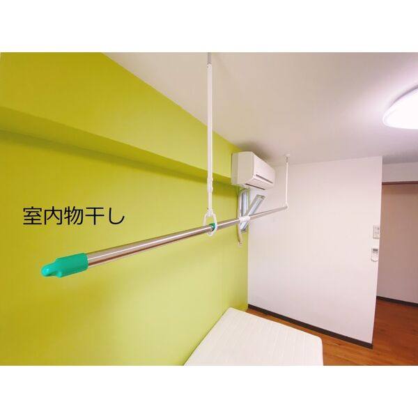 SHARE-i 室内写真1