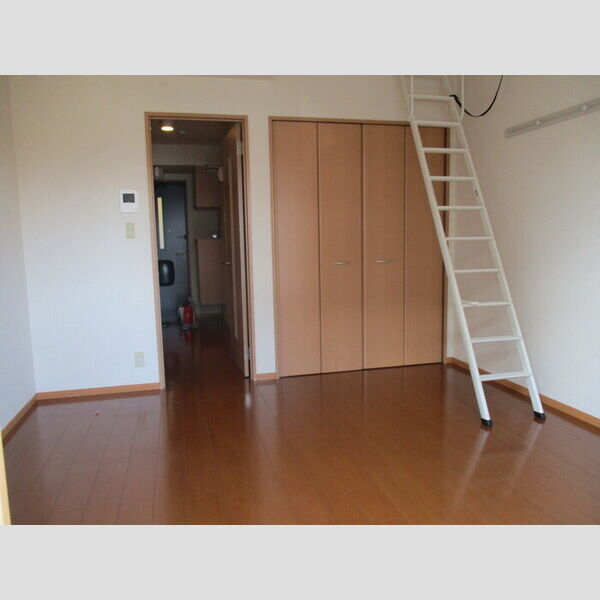テンゲルハイツ 室内写真1